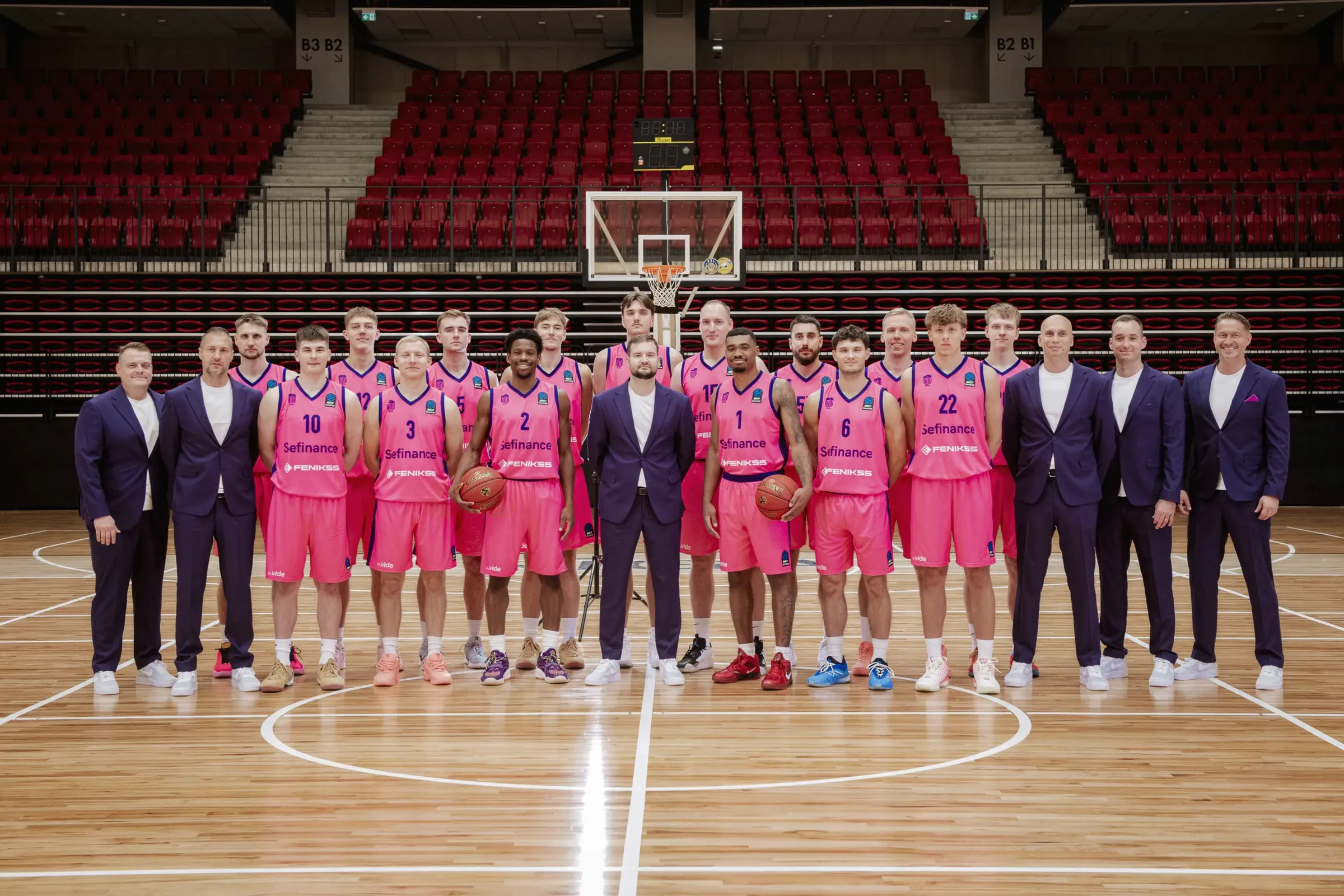 Rigas Zelli team in the arena